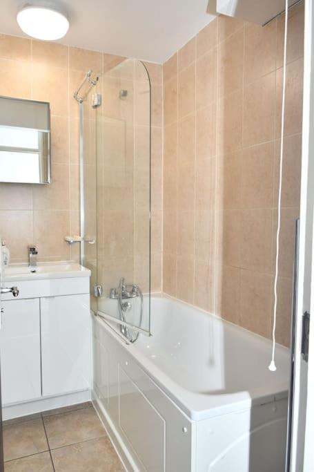 Home Away From Home London Ngoại thất bức ảnh